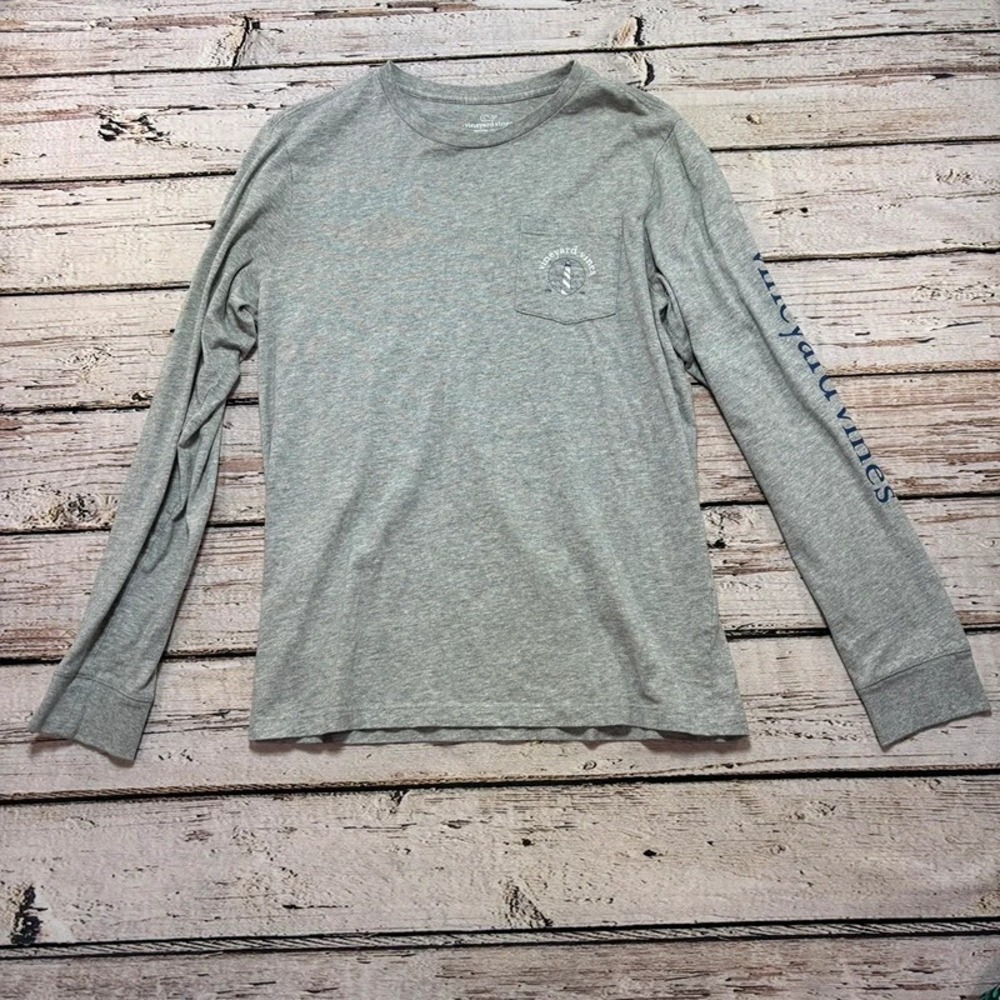 Vineyard Vines Gray Long Sleeve Lighthouse T-Shirt Boys sz 16
